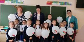 Акция "В школу - с Белой Русью"