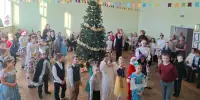 Новогодний праздник в начальной школе