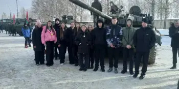 23 февраля учащиеся ГУО "Большеухолодская средняя школа Борисовского района" посетили День открытых дверей 72 ОУЦ "Печи".