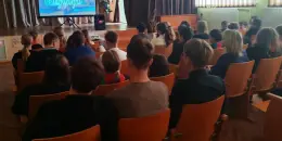 Просмотр документального фильма "Неизвестный абонент"